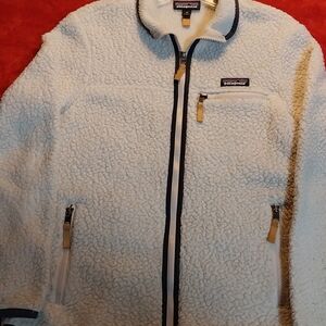 Patagonia White Performance Jacket with Fleece Material